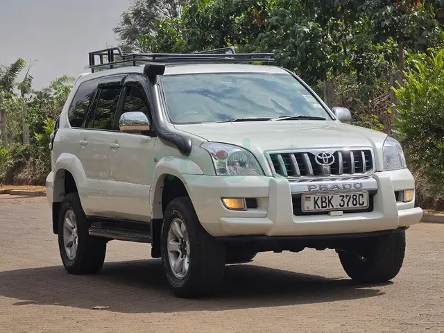 2004 Toyota Land Cruiser Prado J120 3.0 Turbo Diesel — photo 1 of 16