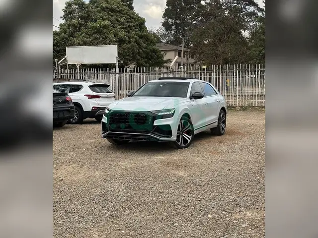 2020 Audi Q8 S line 3.0 TFSI quattro — photo 1 of 18