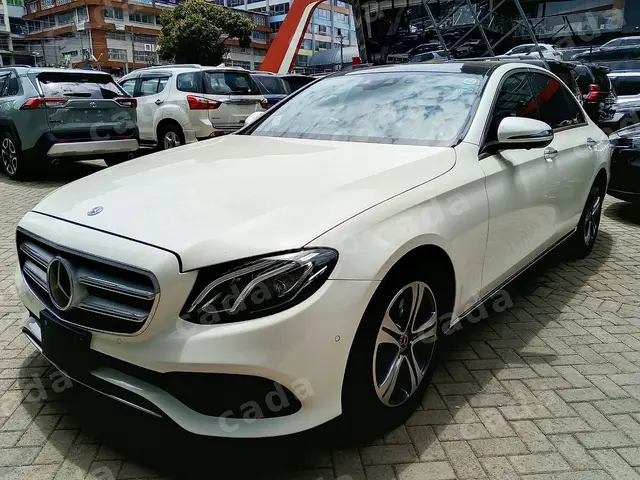 2019 Mercedes-Benz E200 Executive saloon