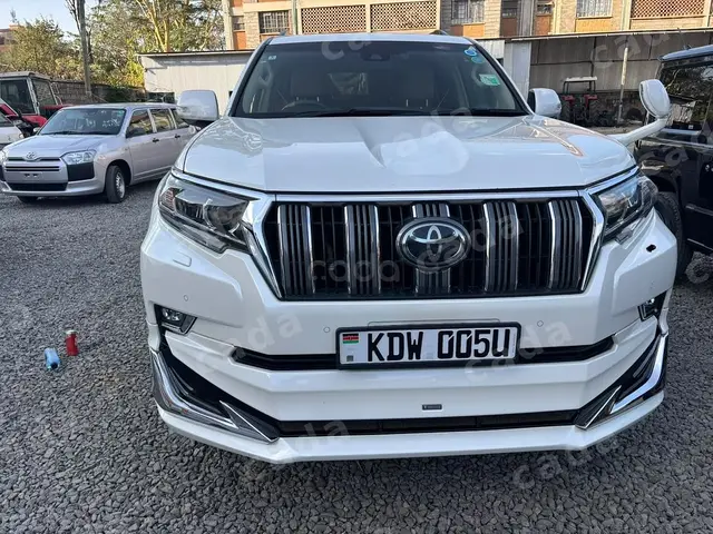 2018 Toyota Land Cruiser Prado TZ-G