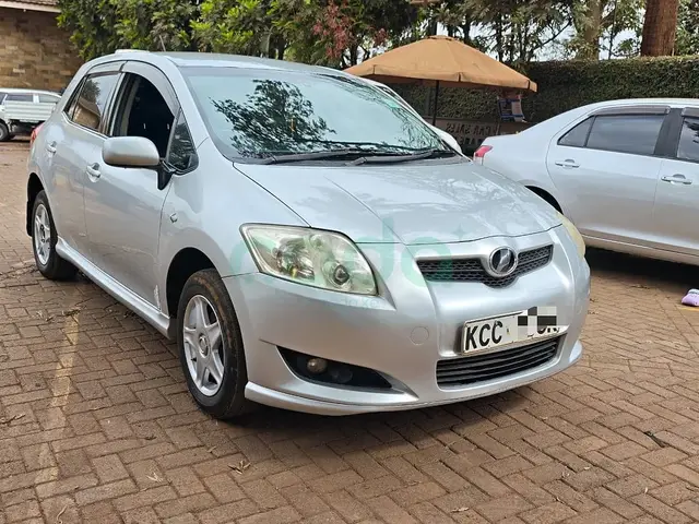 2008 Toyota Auris 1.5 VVT-i — photo 1 of 8