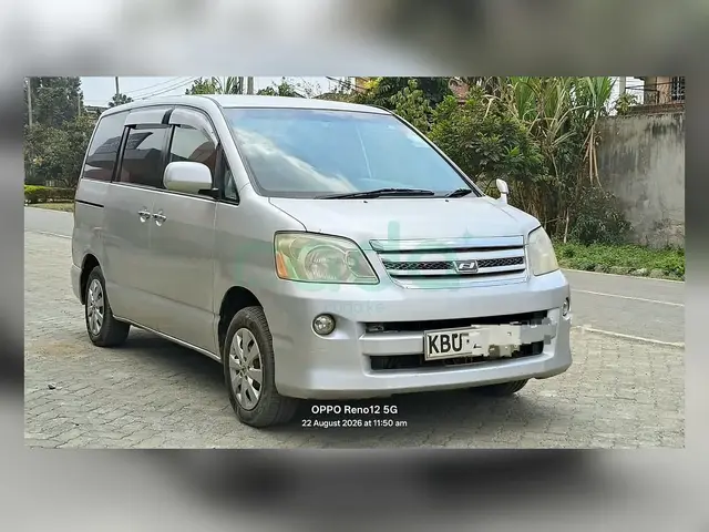 2007 Toyota Noah 2.0 2WD