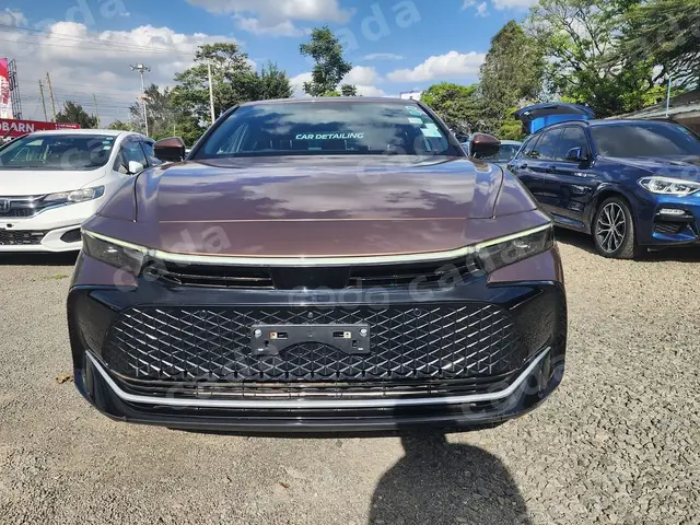 2022 Toyota Crown Crossover 2.5 Hybrid E-Four — photo 1 of 19
